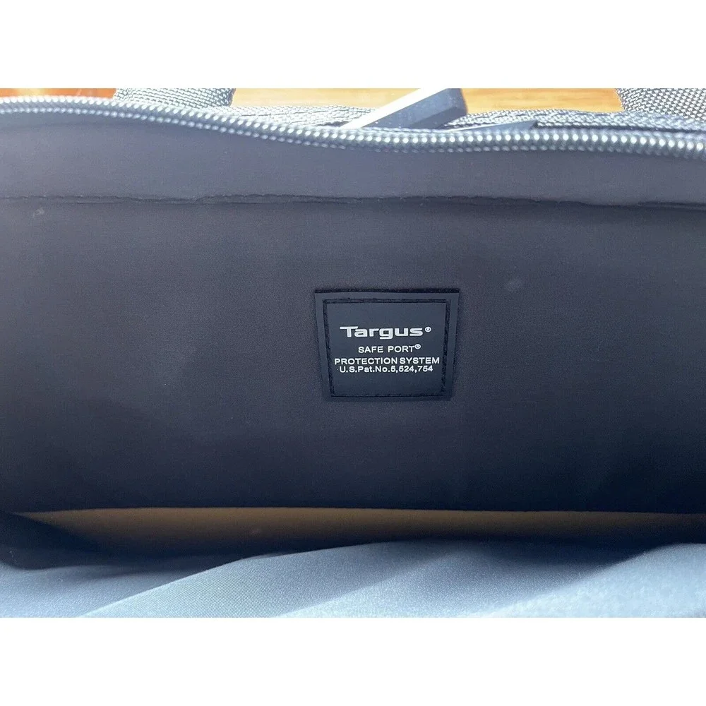 TARGUS BLACK LAPTOP BAG